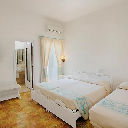 Al Faro Hotel 3*