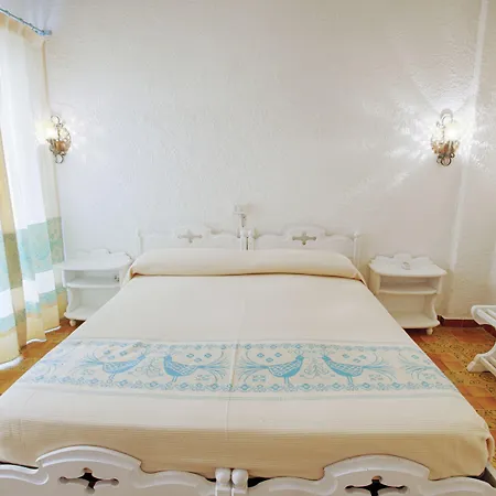 Al Faro 3* San Teodoro (Sardinia)